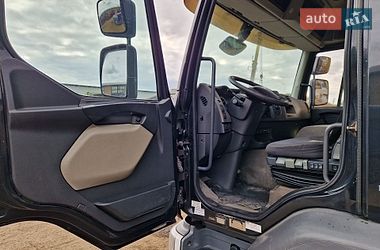 Тягач Renault Premium 2011 в Ровно