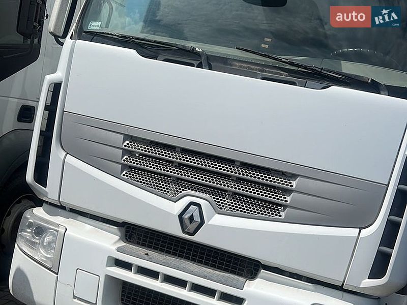 Renault Premium 2011