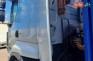 Тягач Renault Premium 2008 в Ромнах