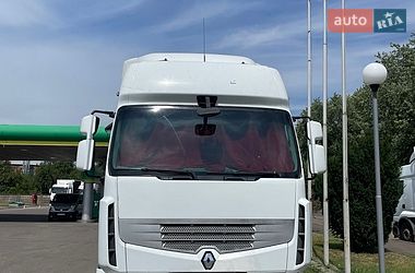 Тягач Renault Premium 2009 в Шептицькому