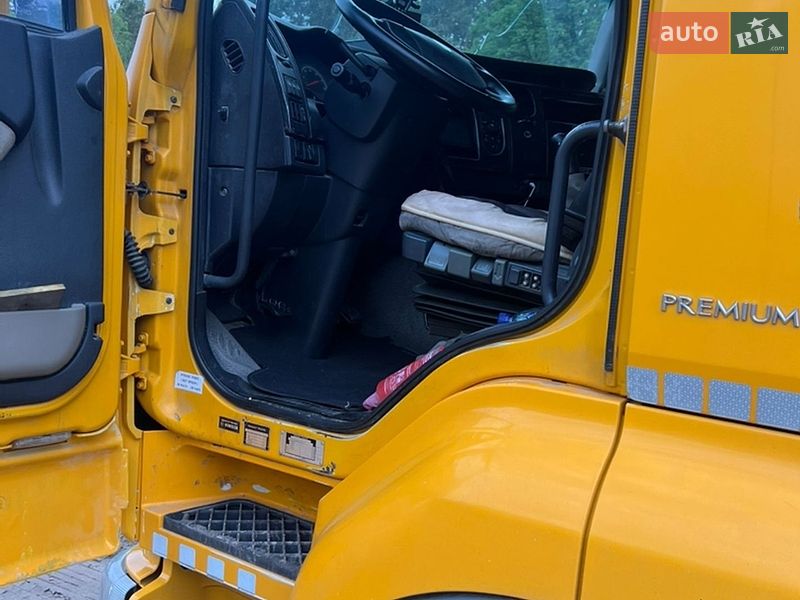 Тягач Renault Premium 2008 в Буске