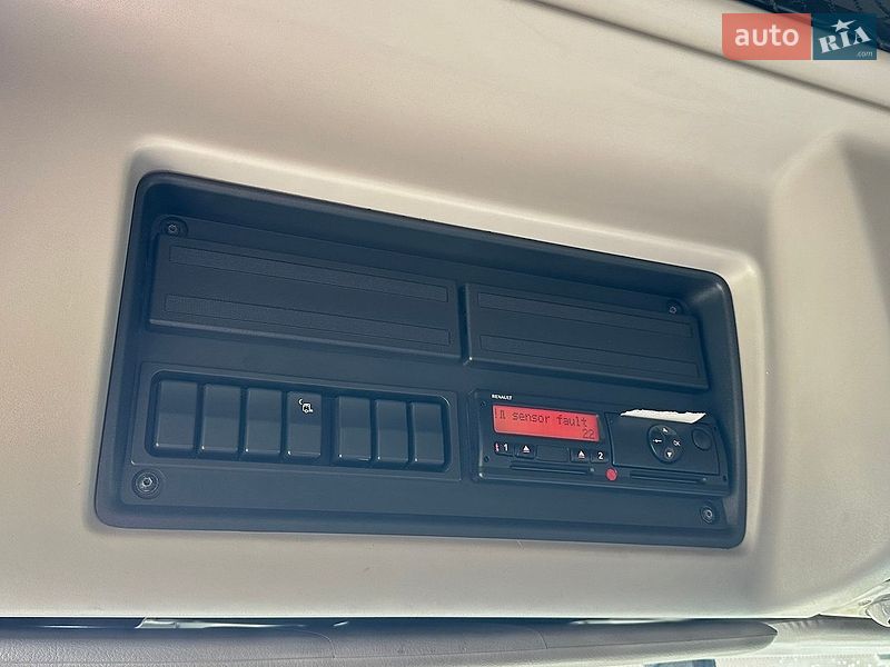 Тягач Renault Premium 2011 в Києві