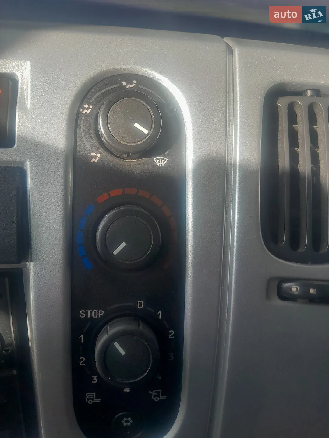 Renault Premium 2007 VIN VF624APA000000267 фото оголошення 30 з 46