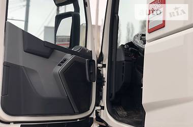 Тягач Renault Range T/T-Series  2015 в 