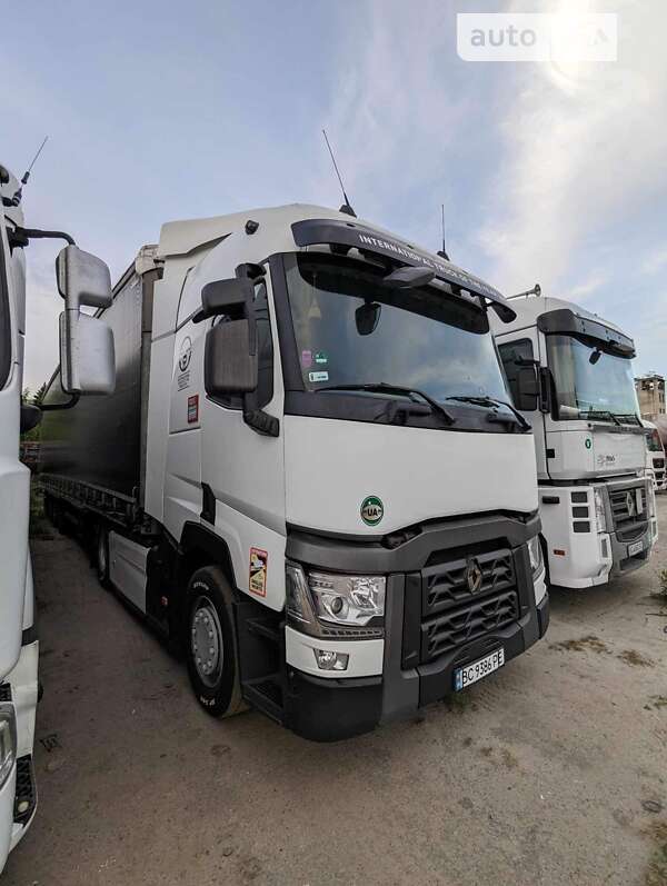 Тягач Renault Range T/T-Series  2015 в Львові