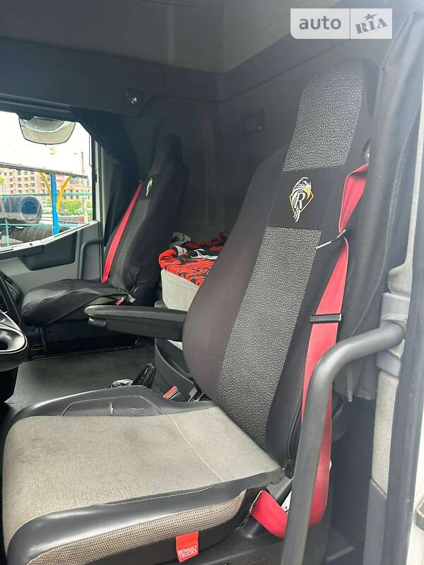 Тягач Renault Range T/T-Series  2014 в Івано-Франківську