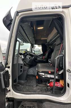 Тягач Renault Range T/T-Series  2015 в 
