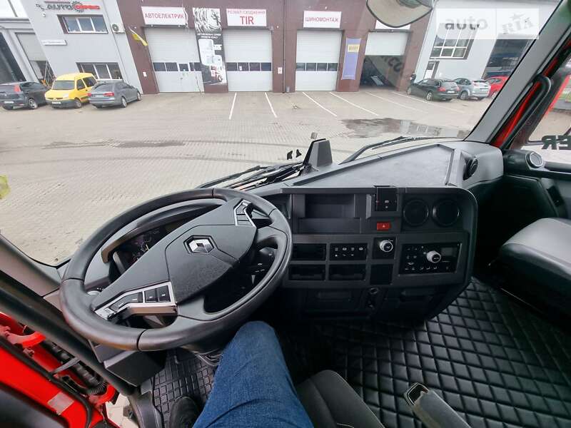 Тягач Renault Range T/T-Series  2015 в Луцьку