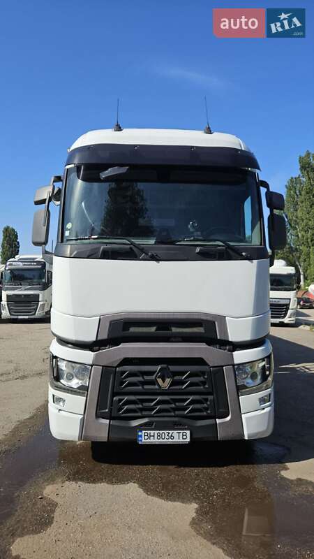 Тягач Renault Range T/T-Series  2016 в 