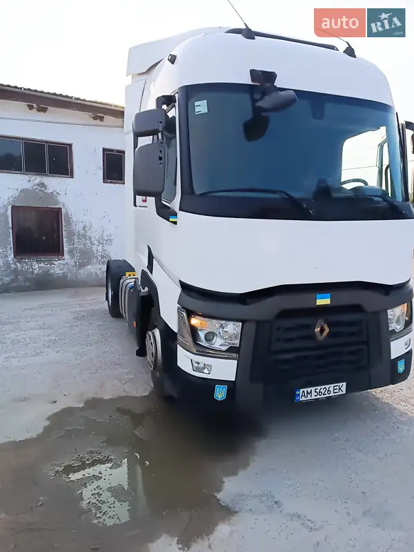 Тягач Renault Range T/T-Series  2015 в 