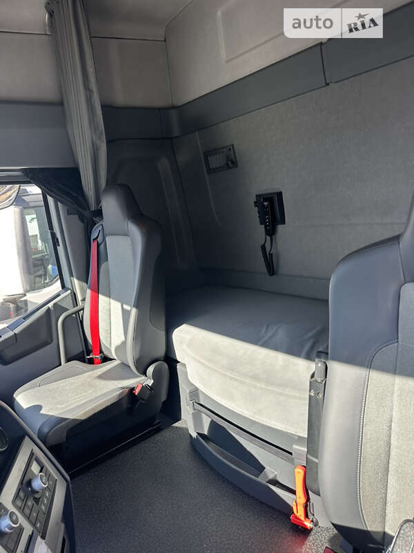 Тягач Renault Range T/T-Series  2015 в Києві