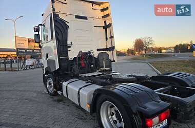 Тягач Renault Range T/T-Series  2015 в 