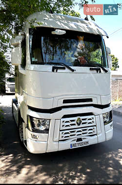 Тягач Renault Range T/T-Series  2014 в 