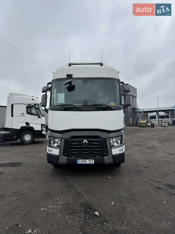 Тягач Renault Range T/T-Series  2015 в Києві