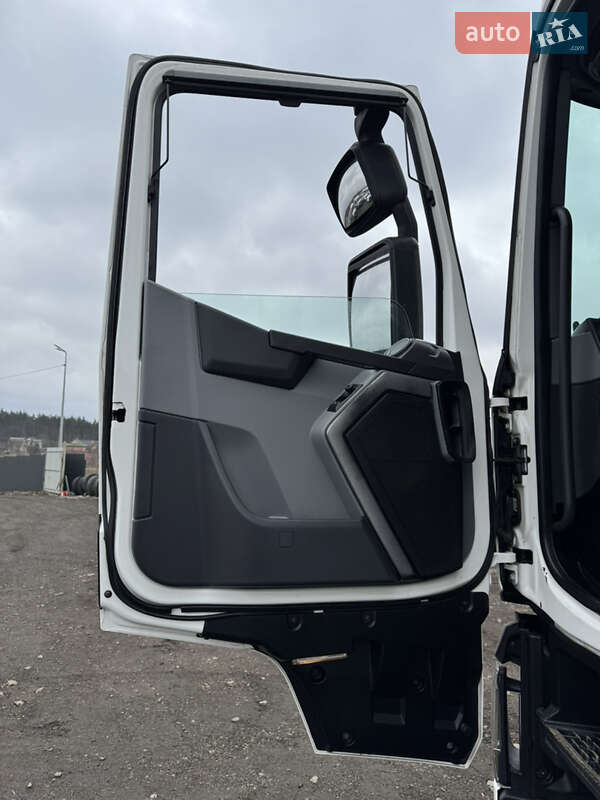 Тягач Renault Range T/T-Series  2015 в Києві