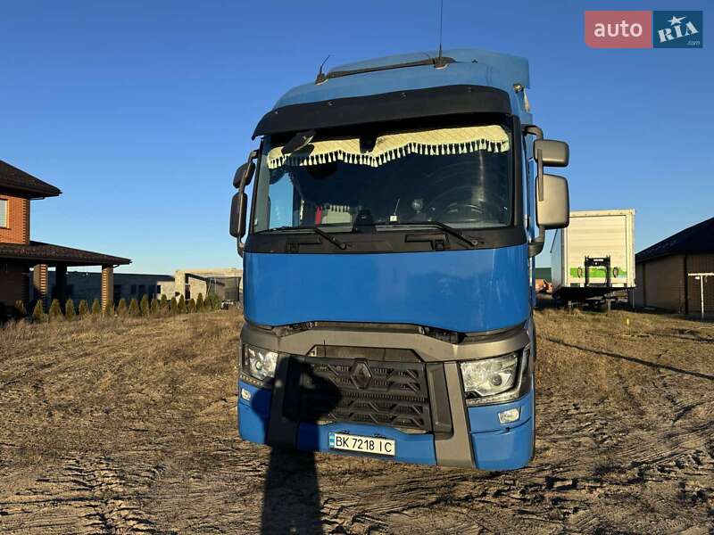 Тягач Renault Range T/T-Series  2015 в Сарнах