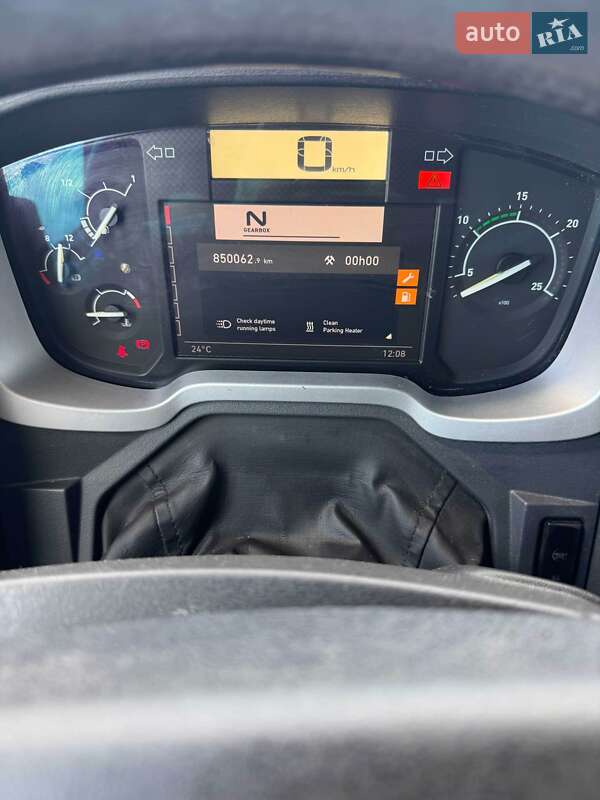Тягач Renault Range T/T-Series  2015 в Володимирі