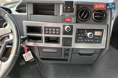 Тягач Renault Range T/T-Series  2015 в 