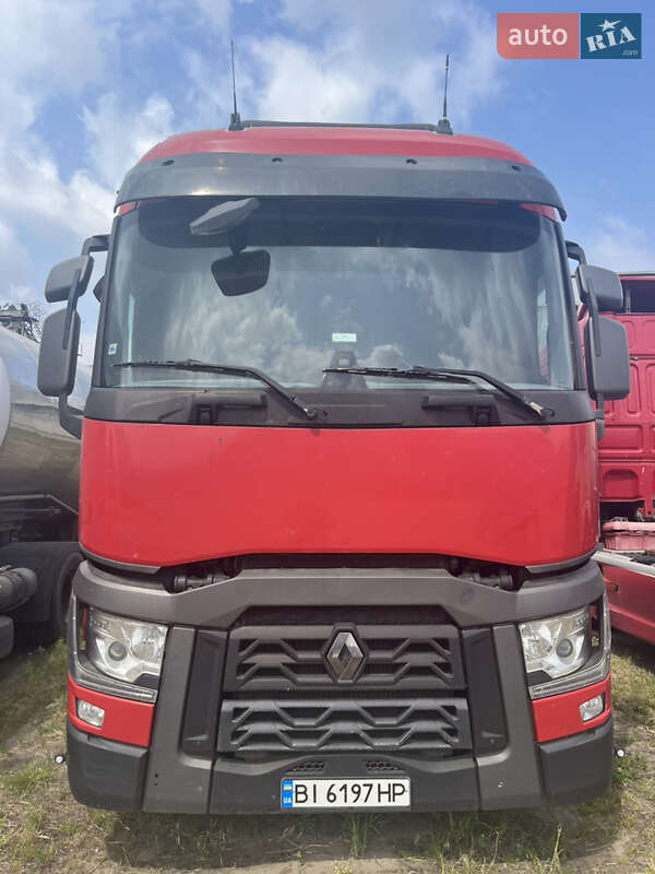 Тягач Renault Range T/T-Series  2015 в 