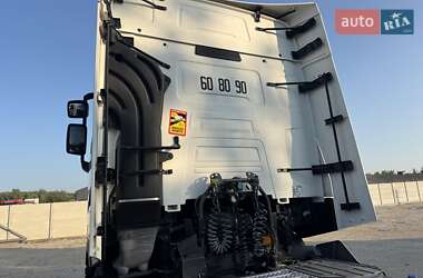 Тягач Renault Range T/T-Series  2016 в 