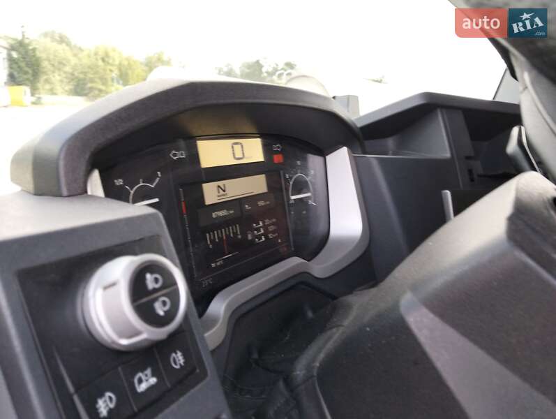 Тягач Renault Range T/T-Series  2015 в Житомирі