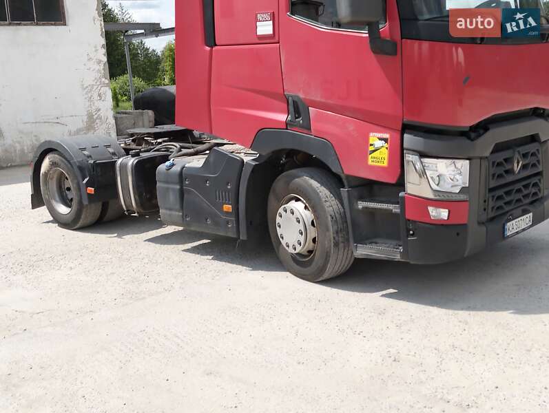 Тягач Renault Range T/T-Series  2015 в Житомирі
