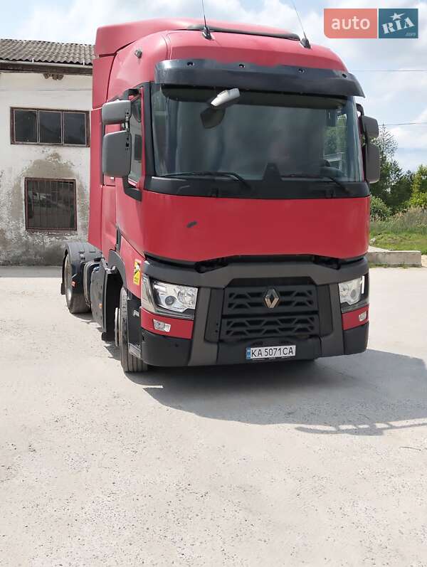Тягач Renault Range T/T-Series  2015 в Житомирі