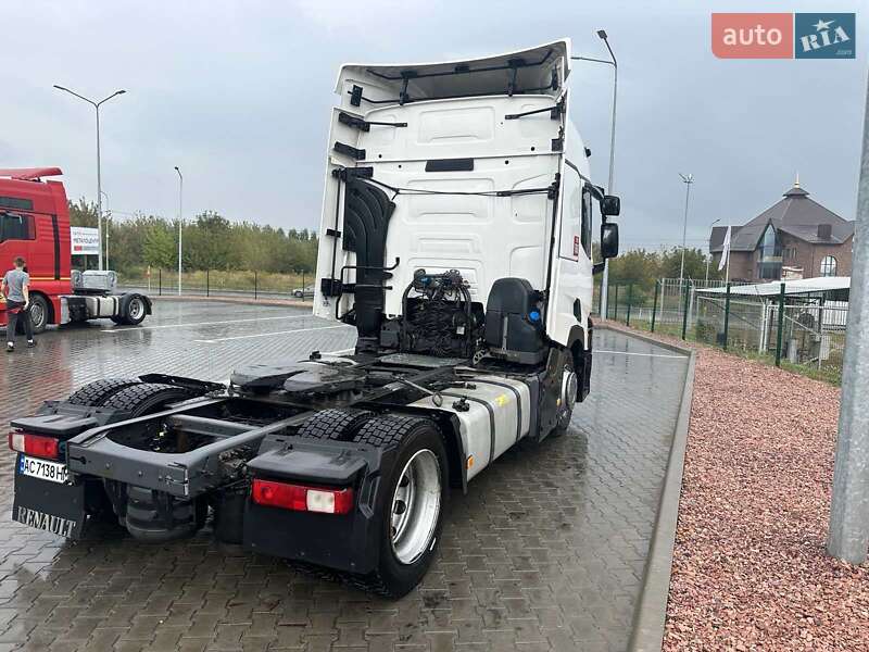 Тягач Renault Range T/T-Series  2014 в Полонці