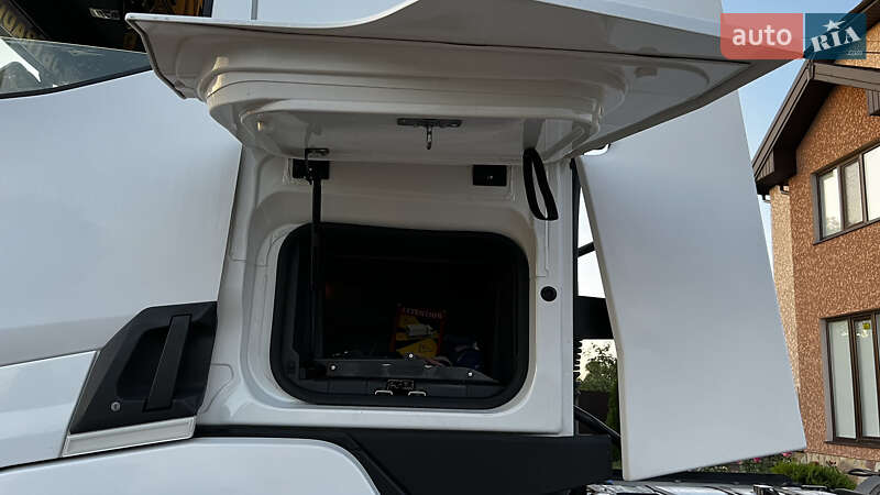 Тягач Renault Range T/T-Series  2015 в Тернополі