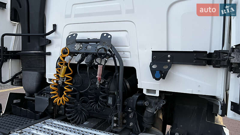 Тягач Renault Range T/T-Series  2015 в Тернополі