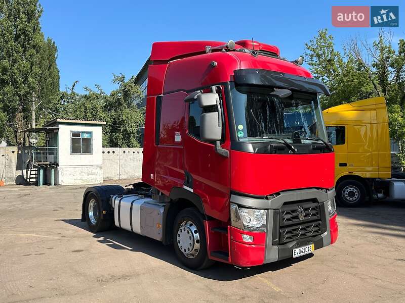 Тягач Renault Range T/T-Series  2017 в Киеве