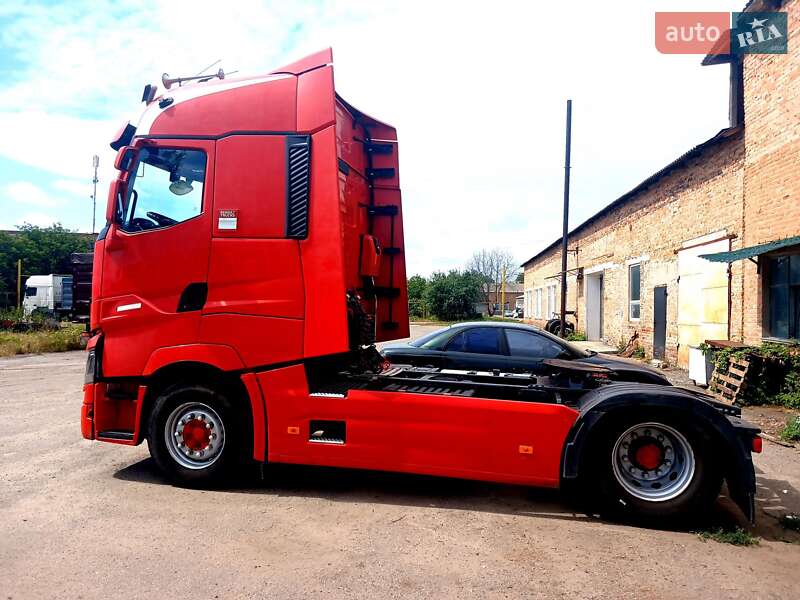 Тягач Renault Range T/T-Series  2015 в Ставищі