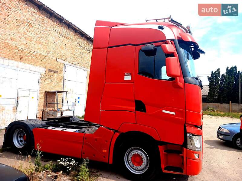 Тягач Renault Range T/T-Series  2015 в Ставищі