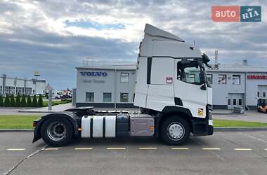 Тягач Renault Range T/T-Series  2017 в 