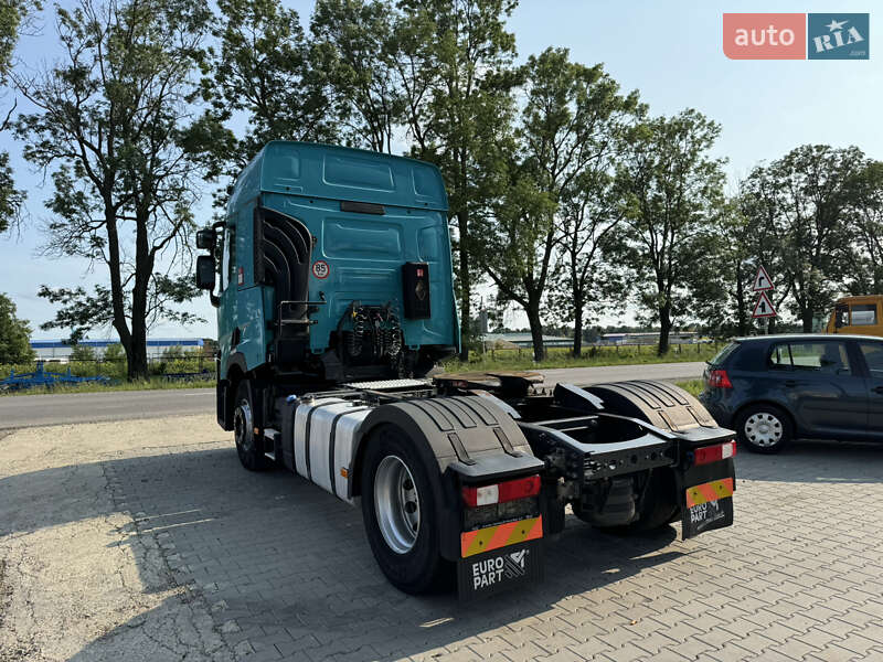 Тягач Renault Range T/T-Series  2015 в Чернівцях