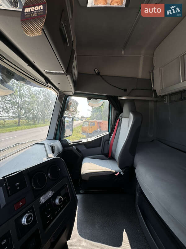 Тягач Renault Range T/T-Series  2015 в Чернівцях