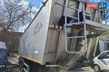 Зерновоз Renault Range T/T-Series  2014 в 