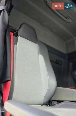 Тягач Renault Range T/T-Series  2015 в 