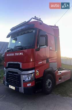 Тягач Renault Range T/T-Series  2014 в Хусте
