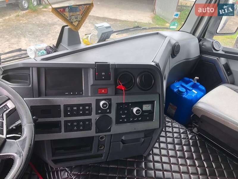 Тягач Renault Range T/T-Series  2015 в Ковеле