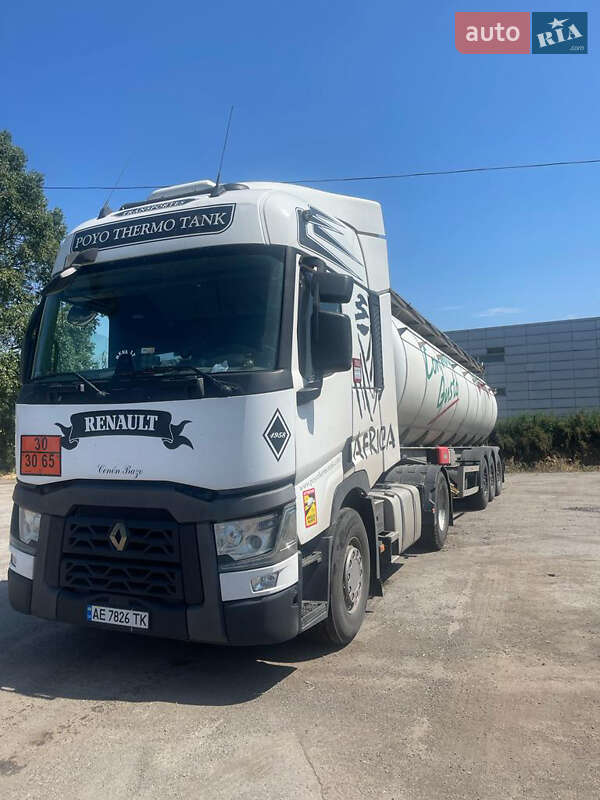 Тягач Renault Range T/T-Series  2015 в 