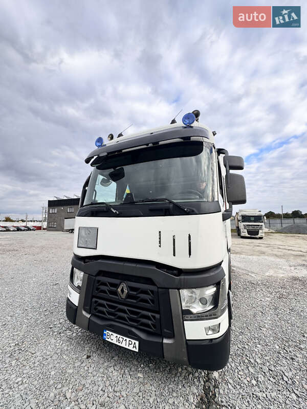 Тягач Renault Range T/T-Series  2014 в Львові