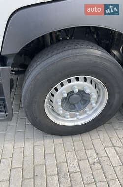 Тягач Renault Range T/T-Series  2013 в  фото 21 Тягач Renault Range T/T-Series  2013 в