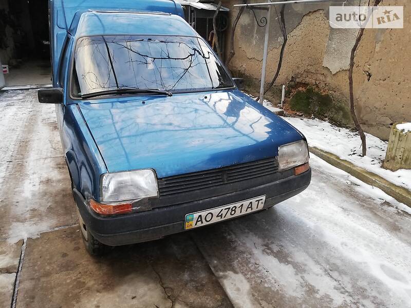 Renault Rapid