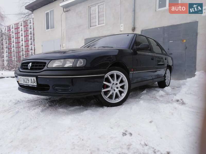 Ліфтбек Renault Safrane 1999 в Івано-Франківську