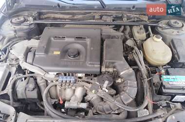 Ліфтбек Renault Safrane 1999 в Івано-Франківську