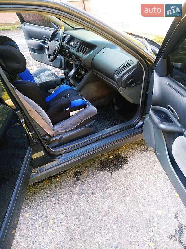 Ліфтбек Renault Safrane 1994 в Білій Церкві