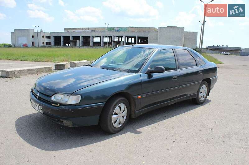 Renault Safrane 1993