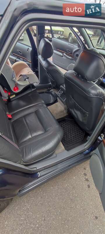 Ліфтбек Renault Safrane 1997 в Кривому Розі