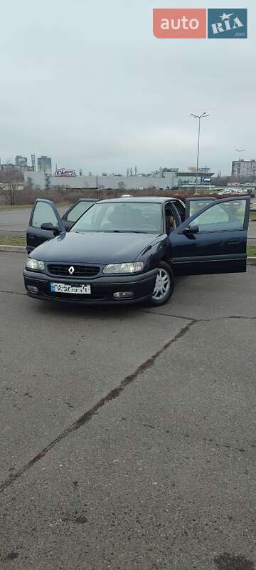 Ліфтбек Renault Safrane 1997 в Кривому Розі